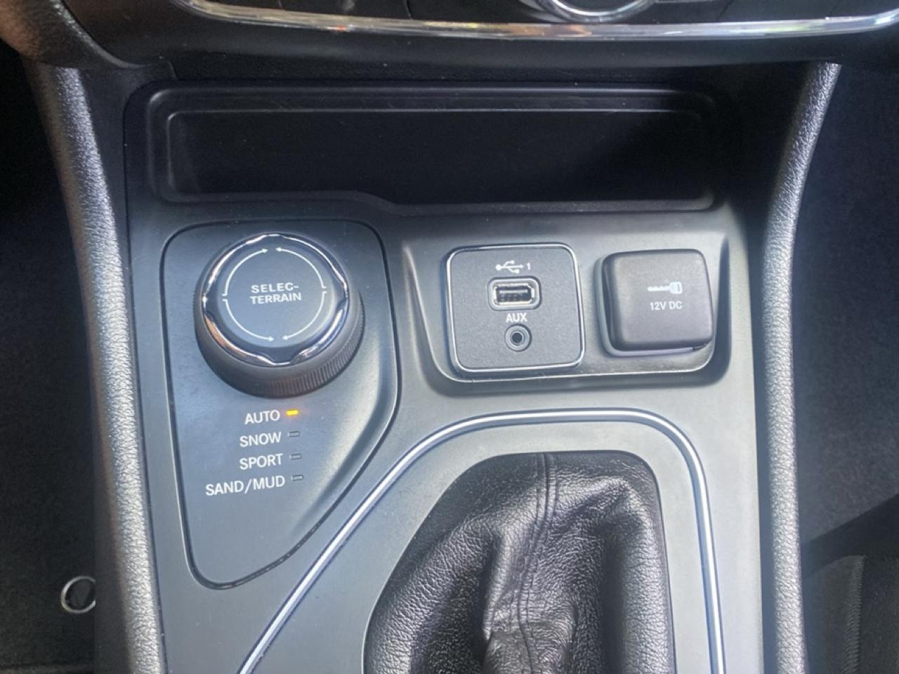 Jeep Cherokee  2020