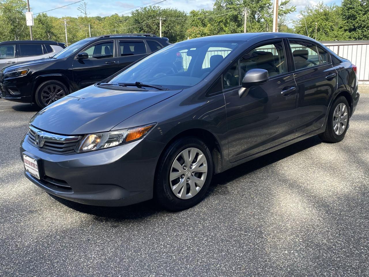Honda Civic LX Sedan 5-Speed AT 2012