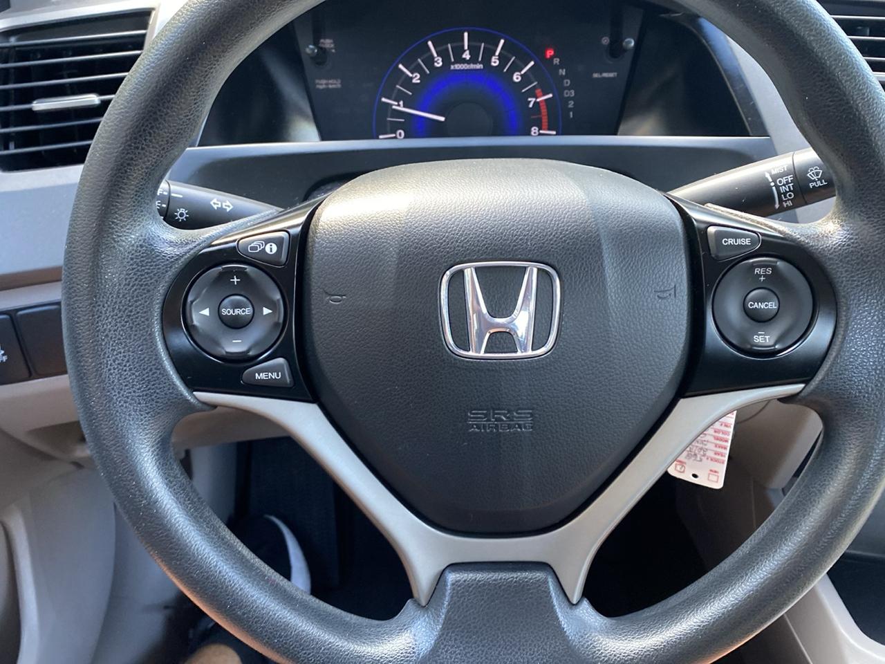 Honda Civic LX Sedan 5-Speed AT 2012