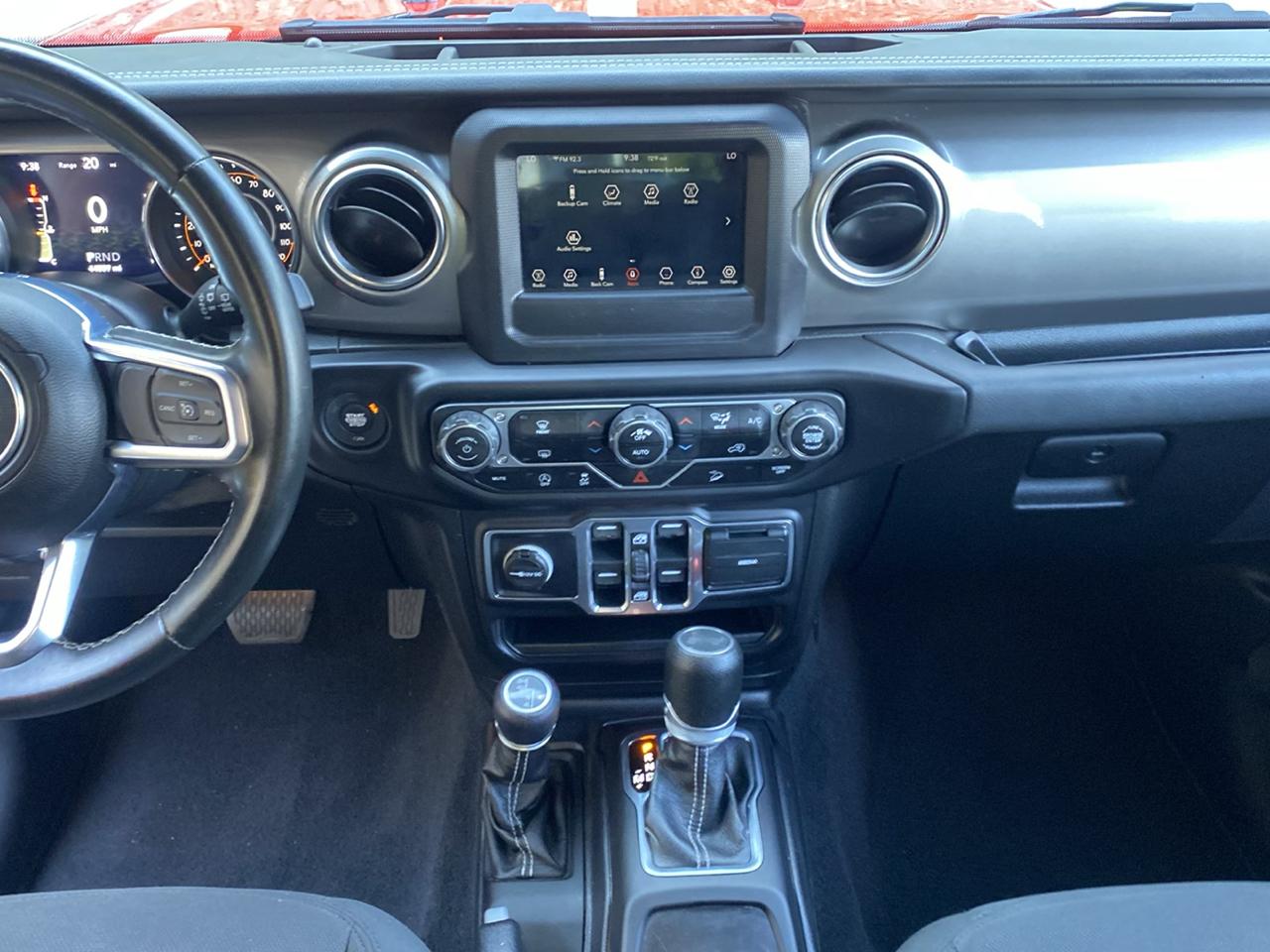 Jeep Wrangler Unlimited Sahara 4WD 2020