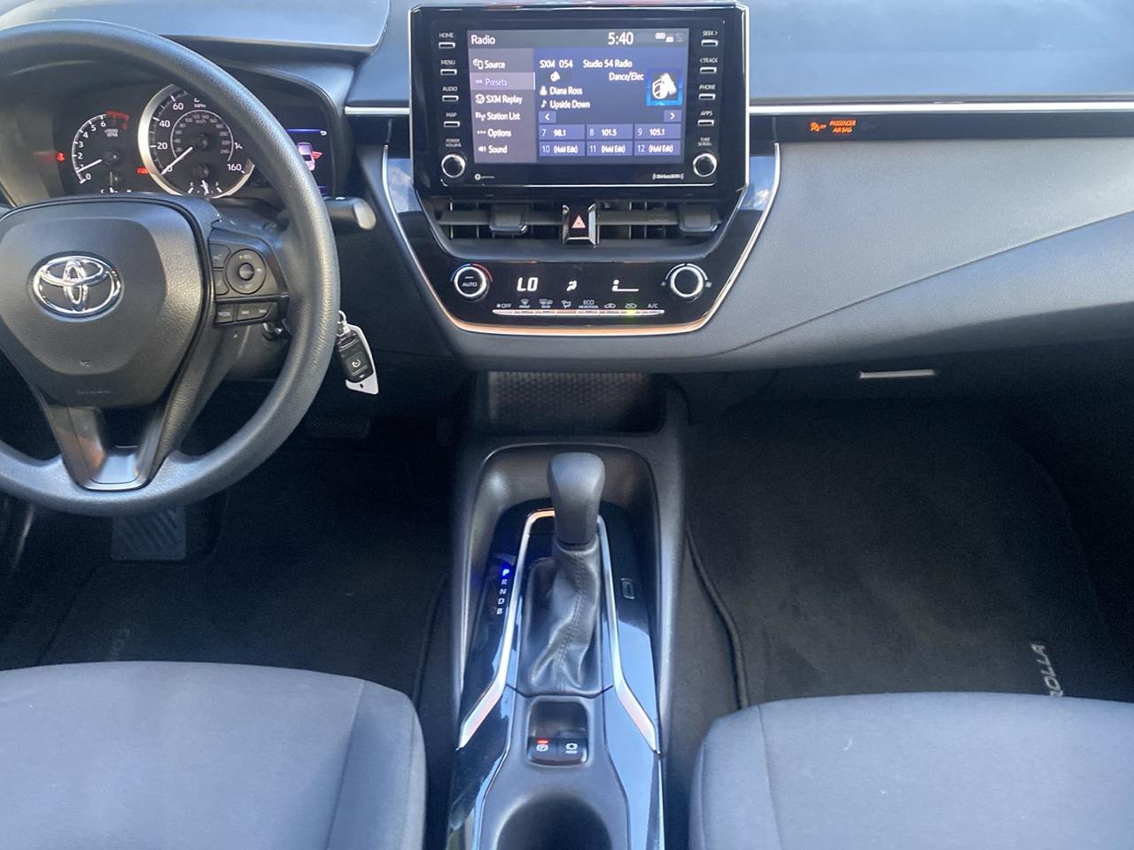 Toyota Corolla LE 2021