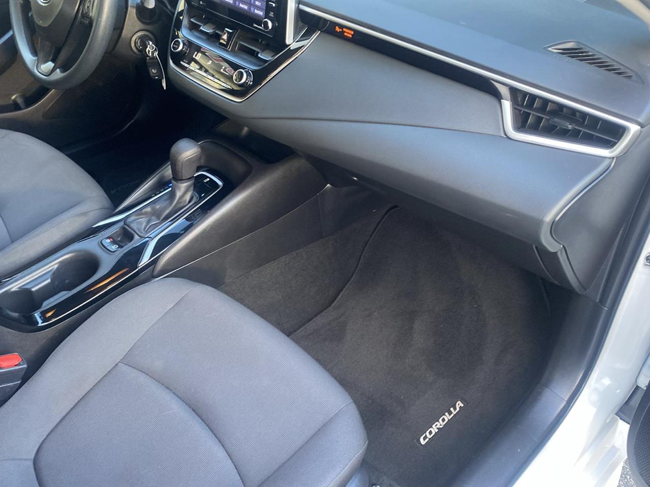Toyota Corolla LE 2021