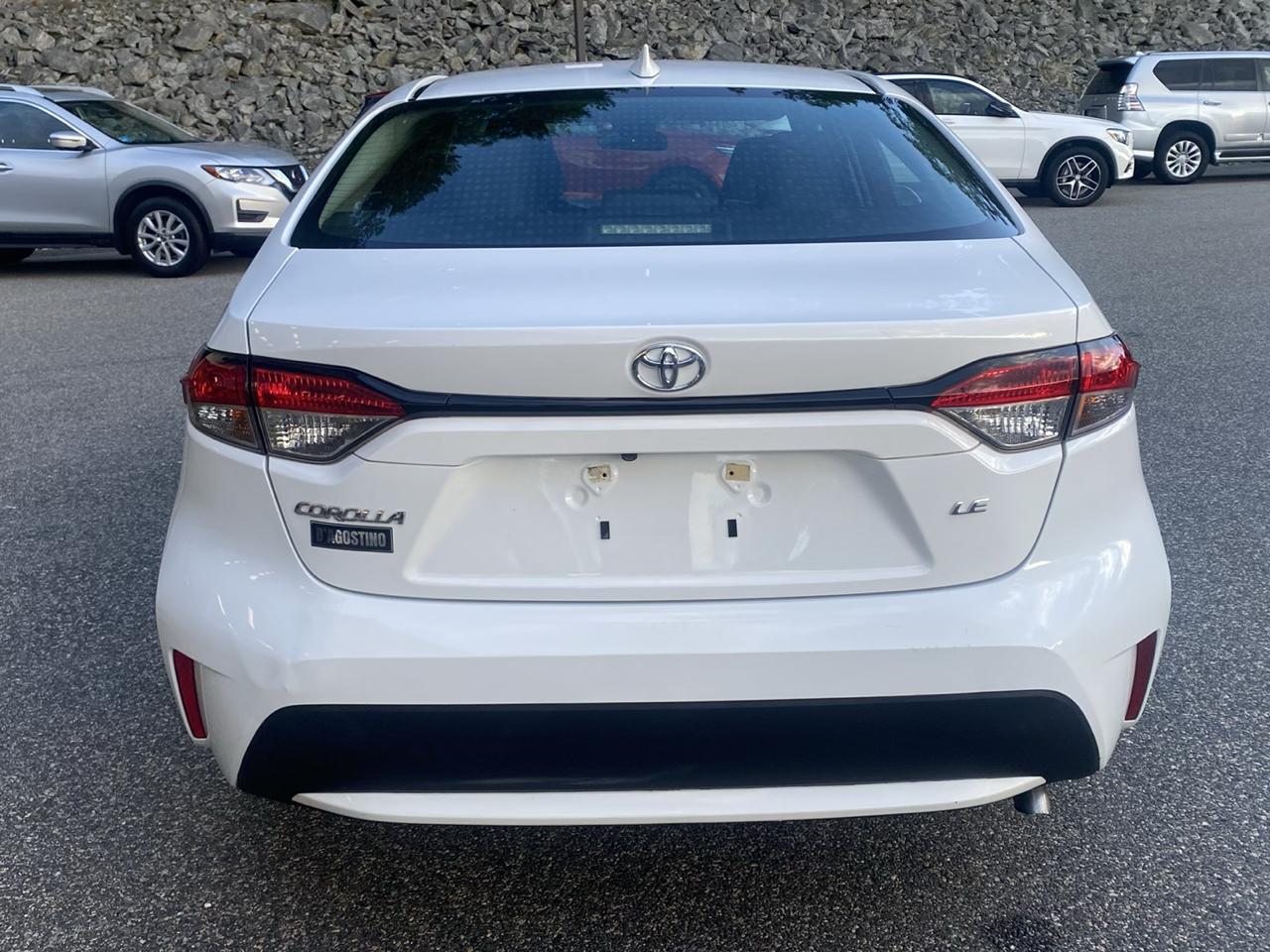 Toyota Corolla LE 2021