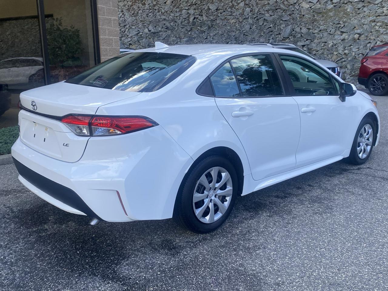 Toyota Corolla LE 2021
