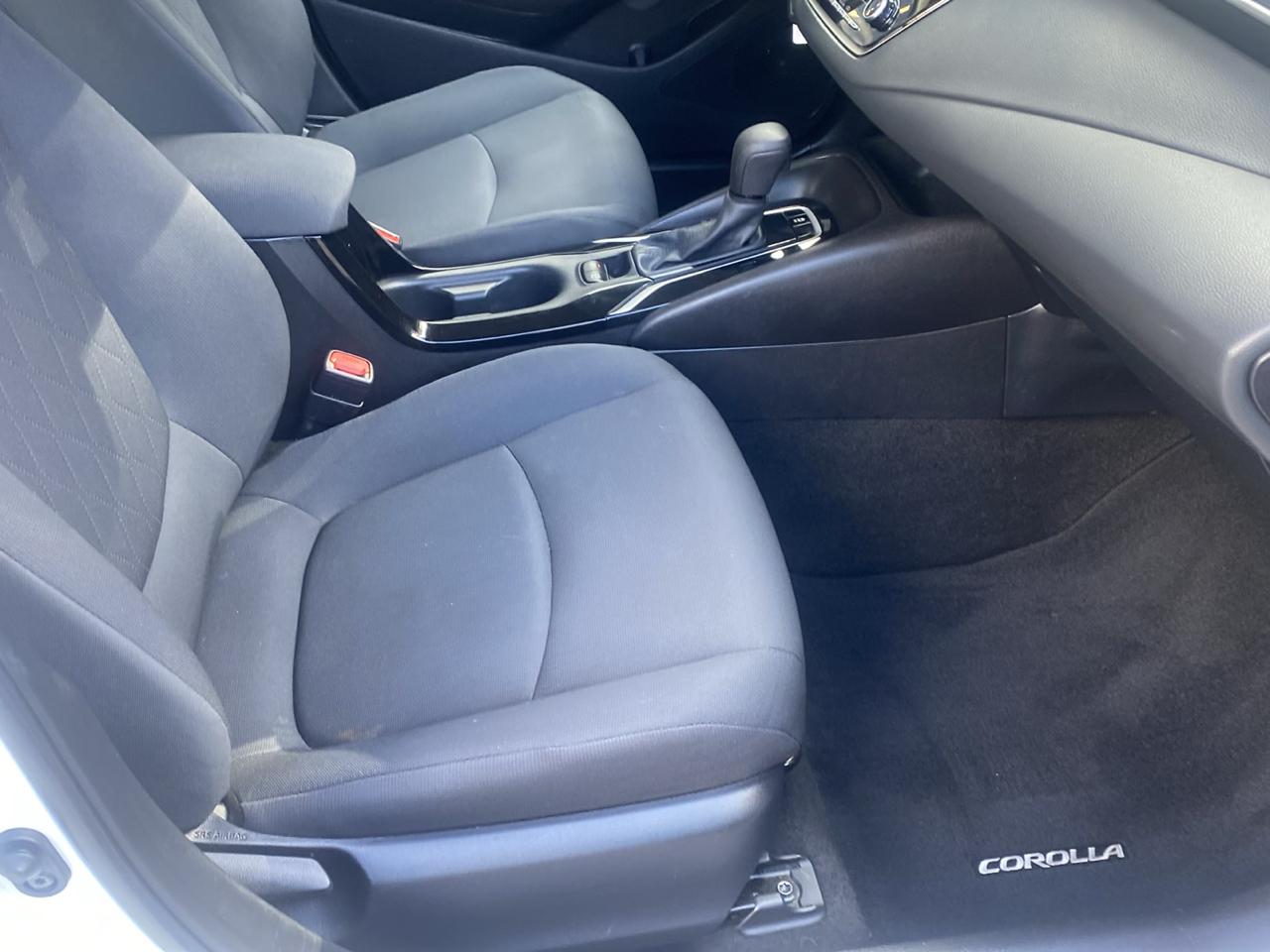 Toyota Corolla LE 2021