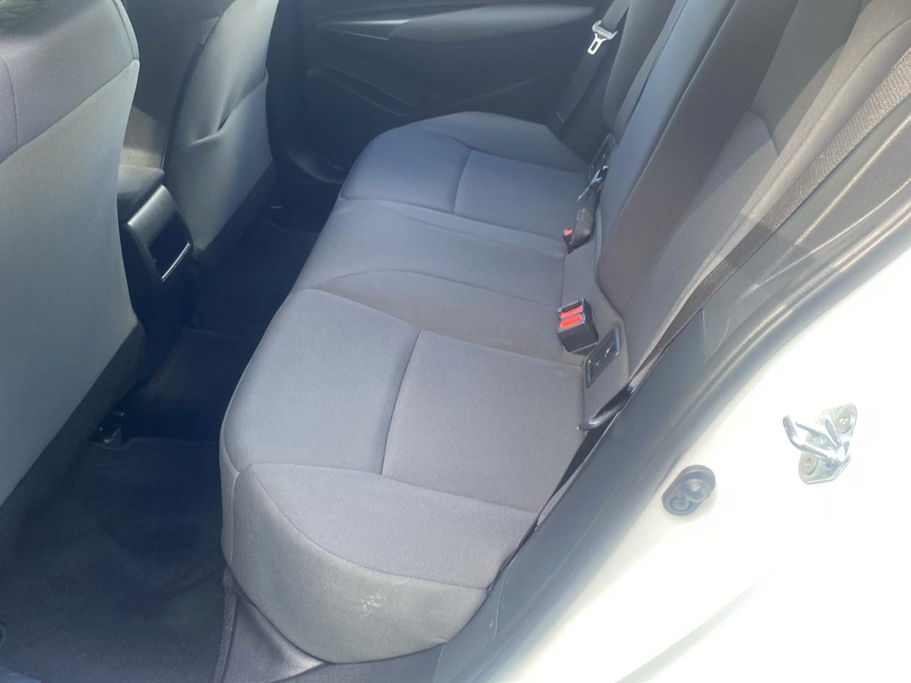 Toyota Corolla LE 2021