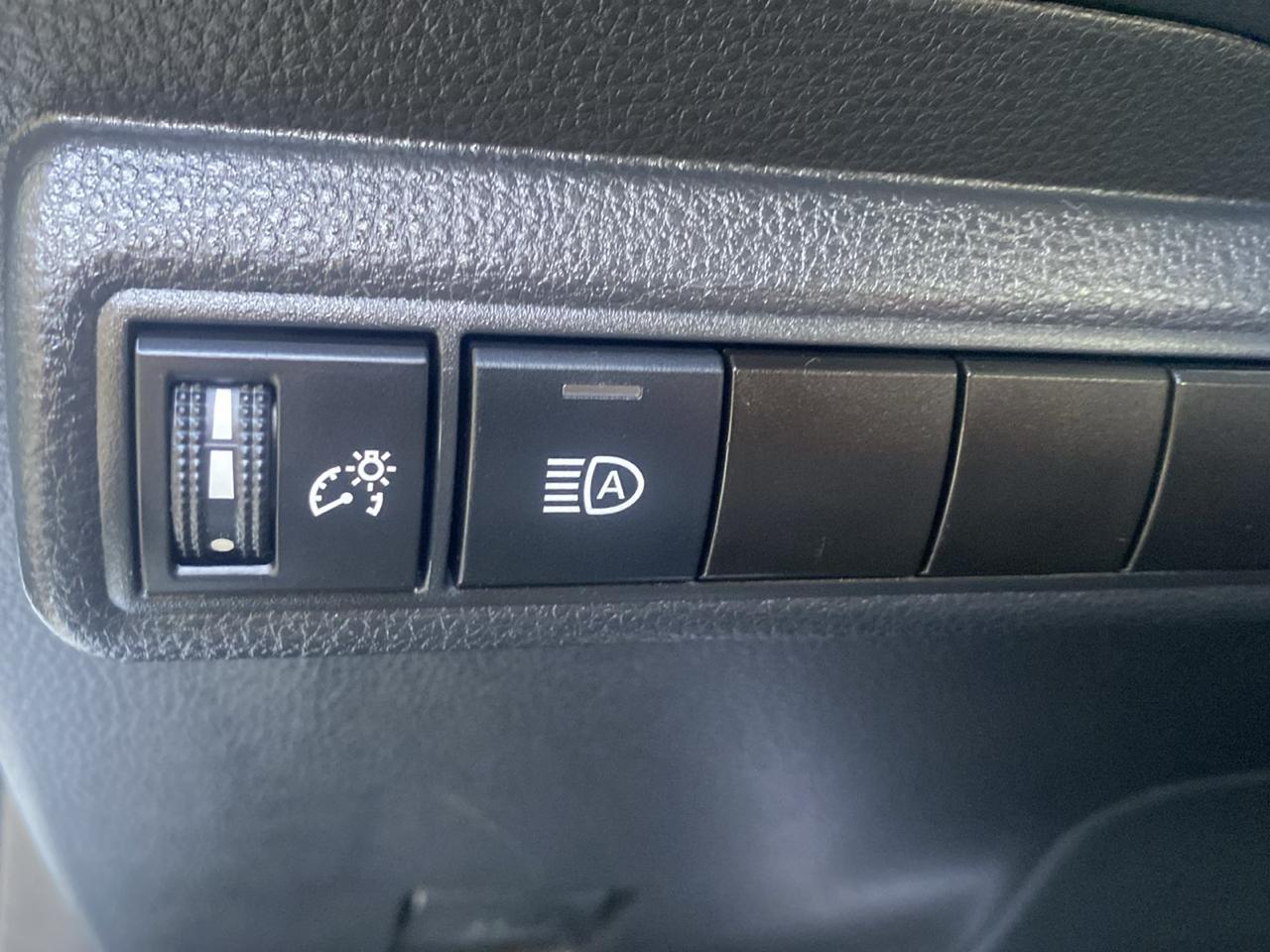 Toyota Corolla LE 2021