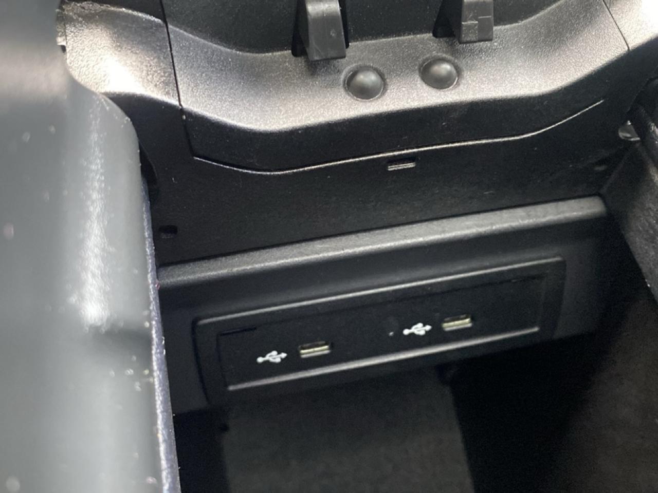 Mercedes-Benz GLB-Class GLB 250 4MATIC 2021