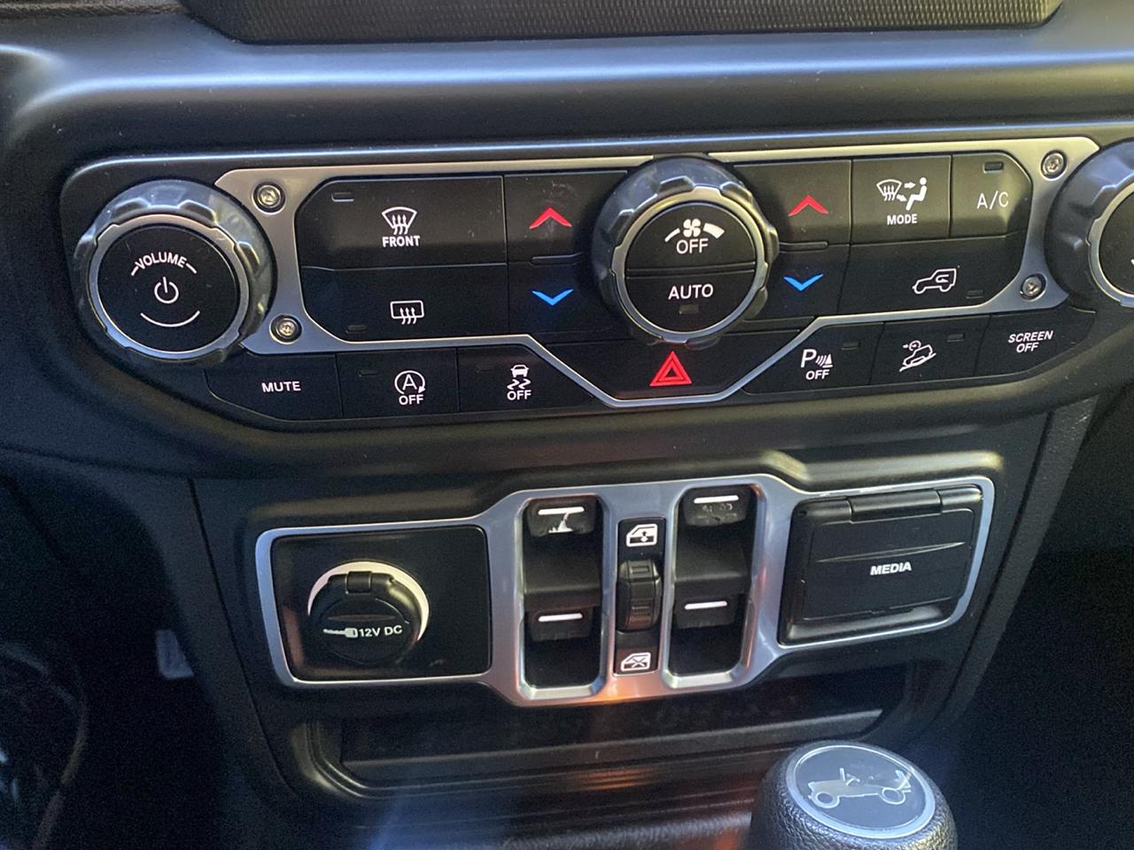 Jeep Wrangler Unlimited Sahara 2018