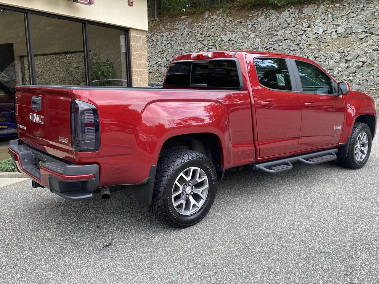 GMC Canyon SLE Crew Cab 4WD 2017