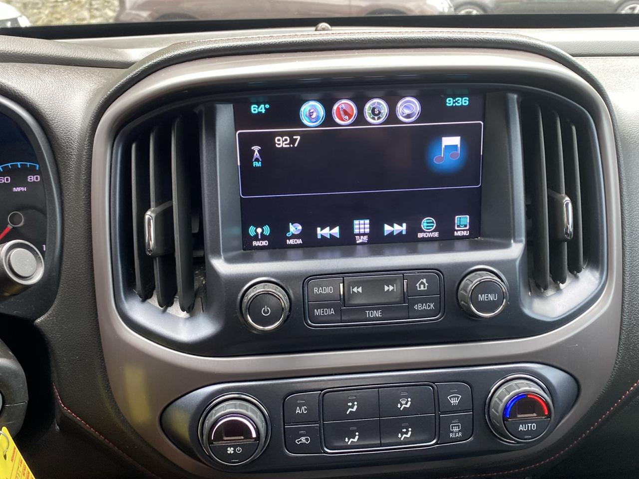 GMC Canyon SLE Crew Cab 4WD 2017
