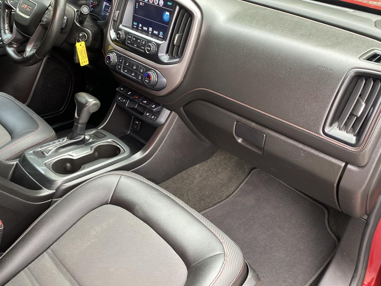 GMC Canyon SLE Crew Cab 4WD 2017