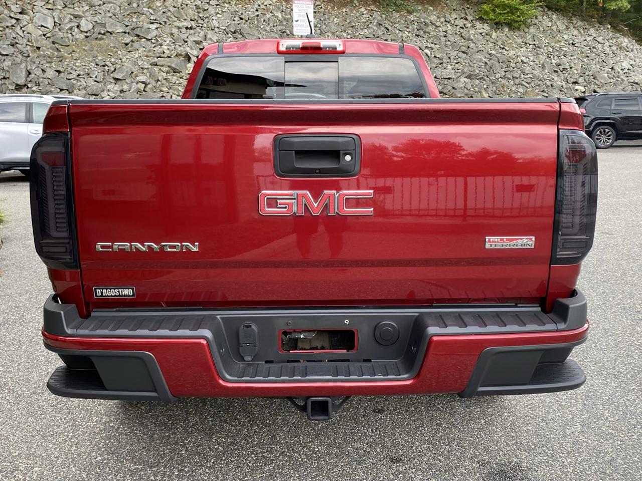 GMC Canyon SLE Crew Cab 4WD 2017