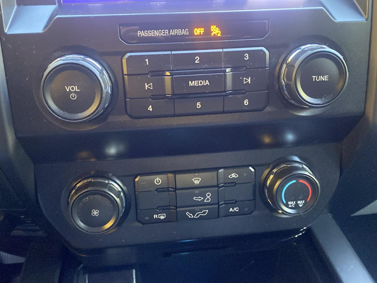 Ford F-150 STX SuperCrew 4WD 2020