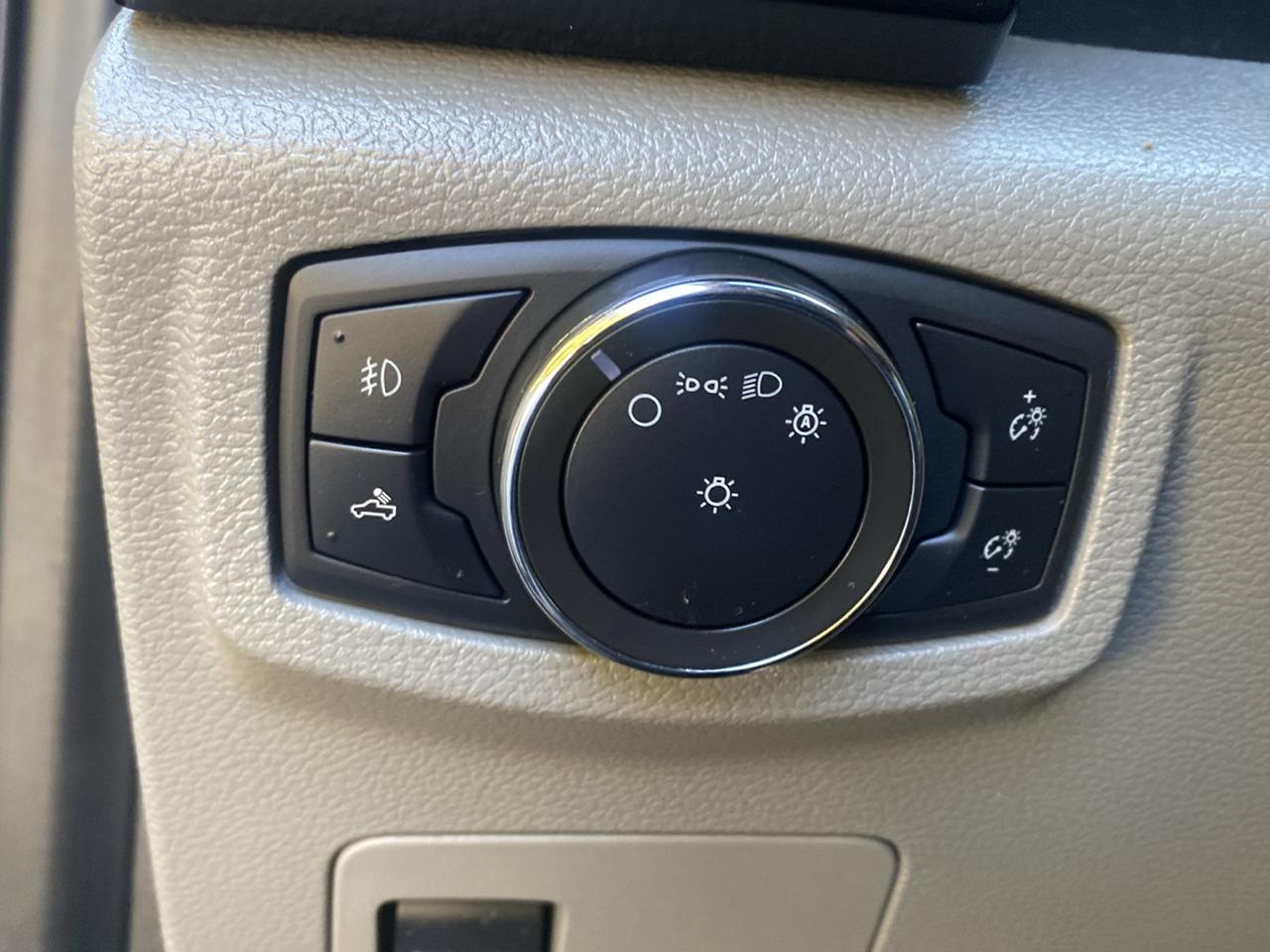 Ford F-150 STX SuperCrew 4WD 2020