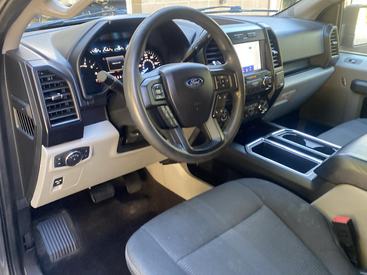 Ford F-150 STX SuperCrew 4WD 2020