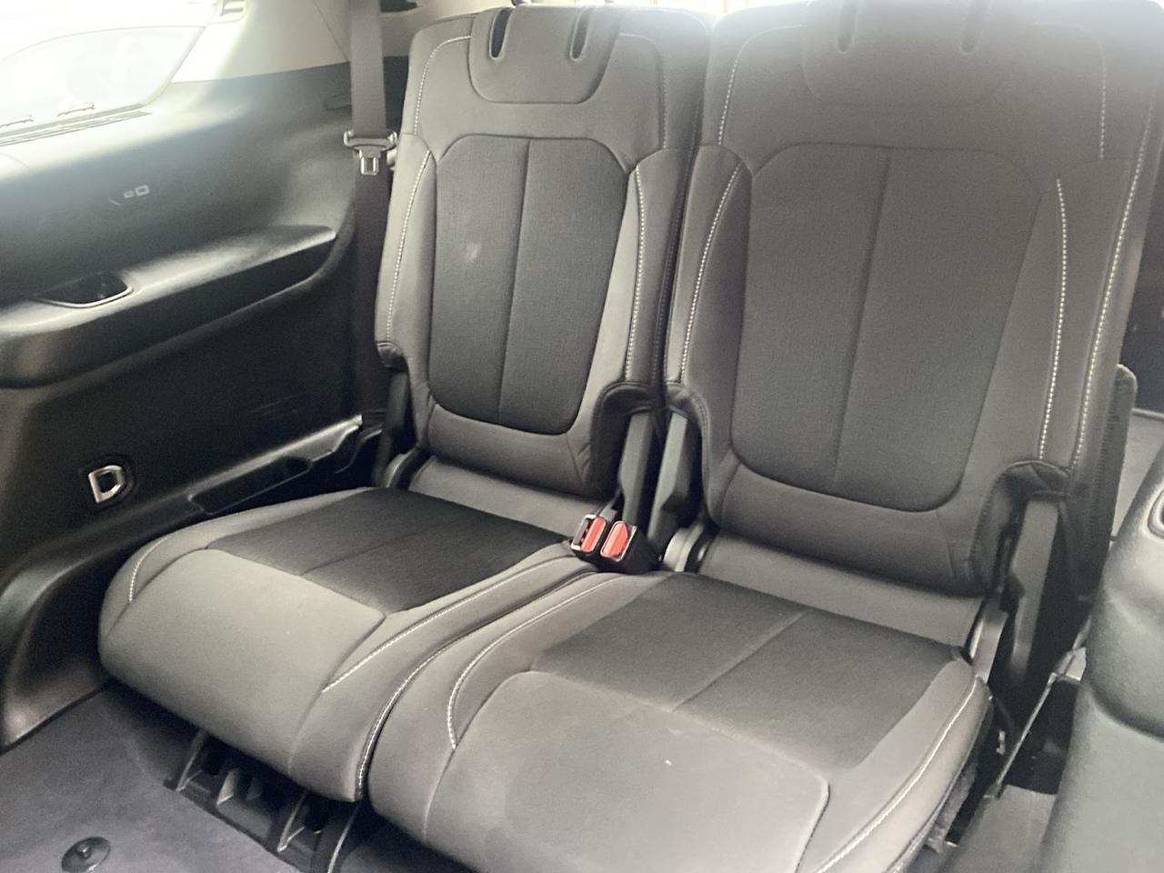 Jeep Grand Cherokee L Laredo 4WD 2023