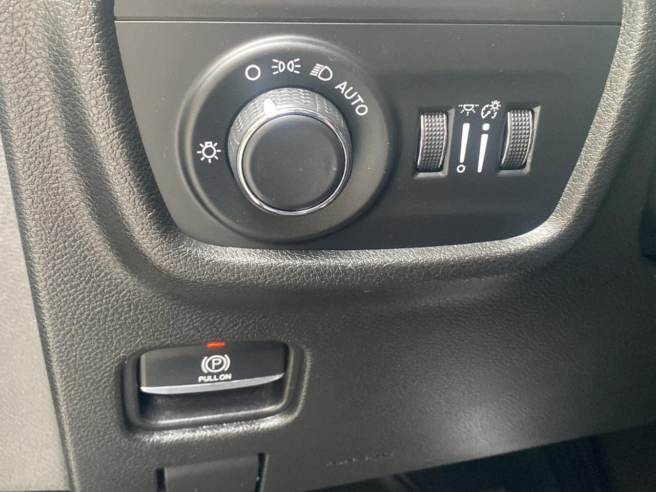 Jeep Grand Cherokee L Laredo 4WD 2023