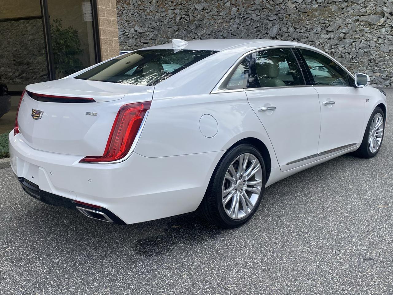 Cadillac XTS Luxury AWD 2018