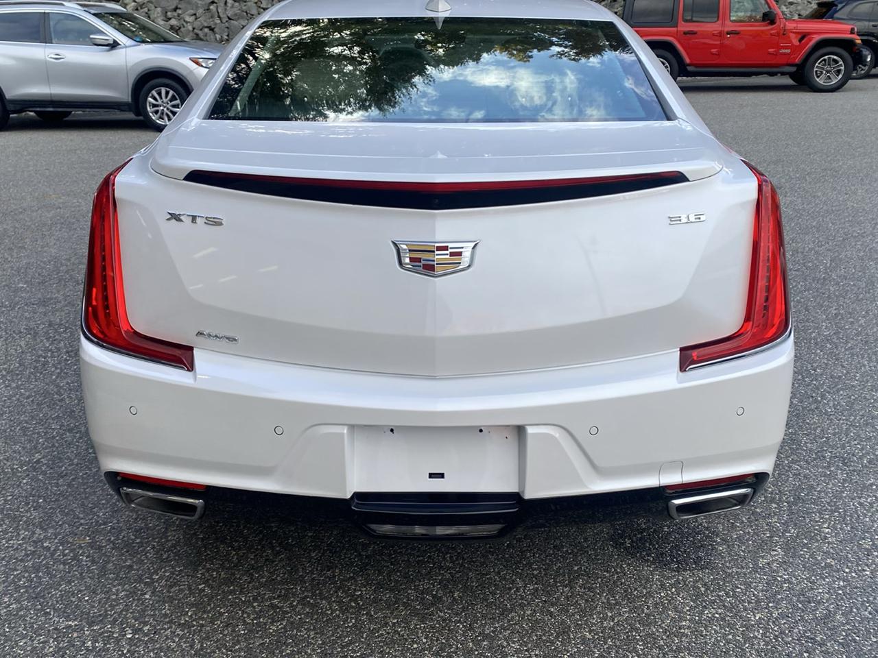 Cadillac XTS Luxury AWD 2018