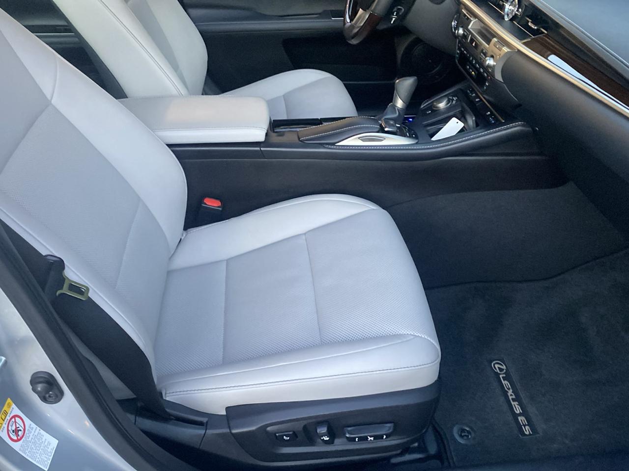Lexus ES 350 Sedan 2017