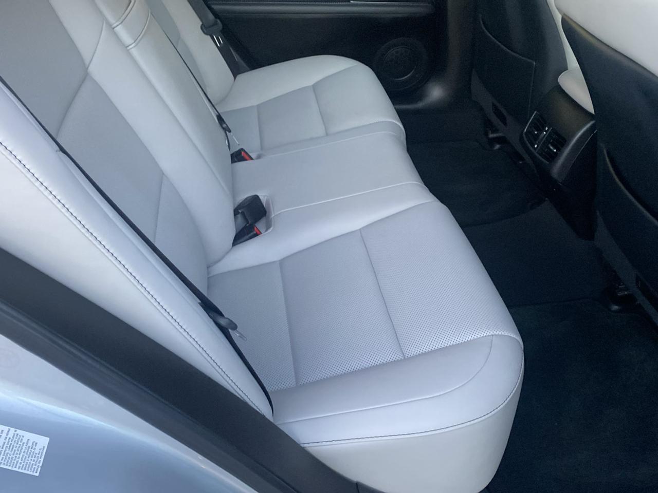 Lexus ES 350 Sedan 2017