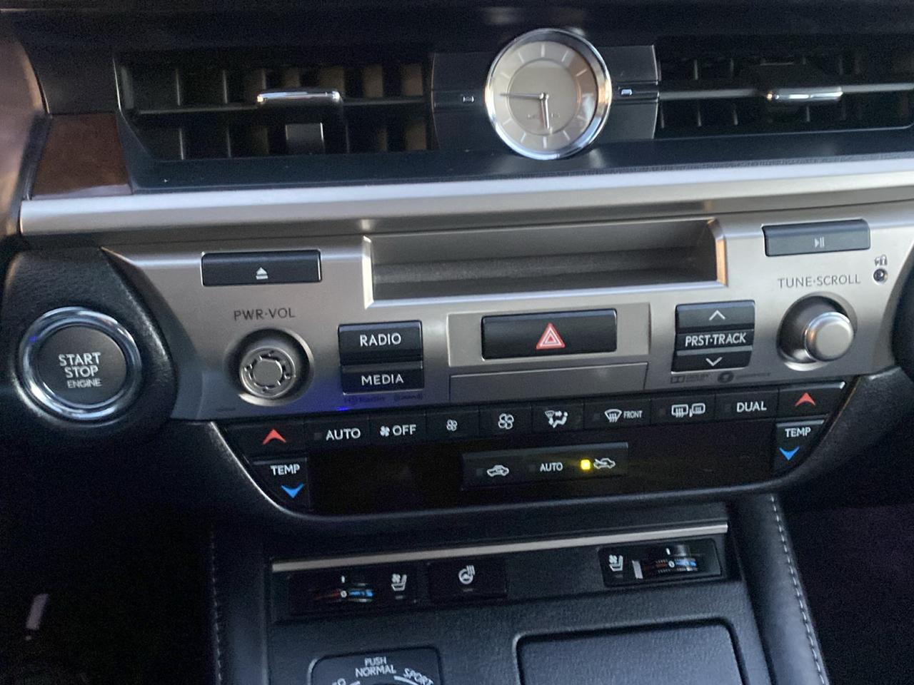 Lexus ES 350 Sedan 2017