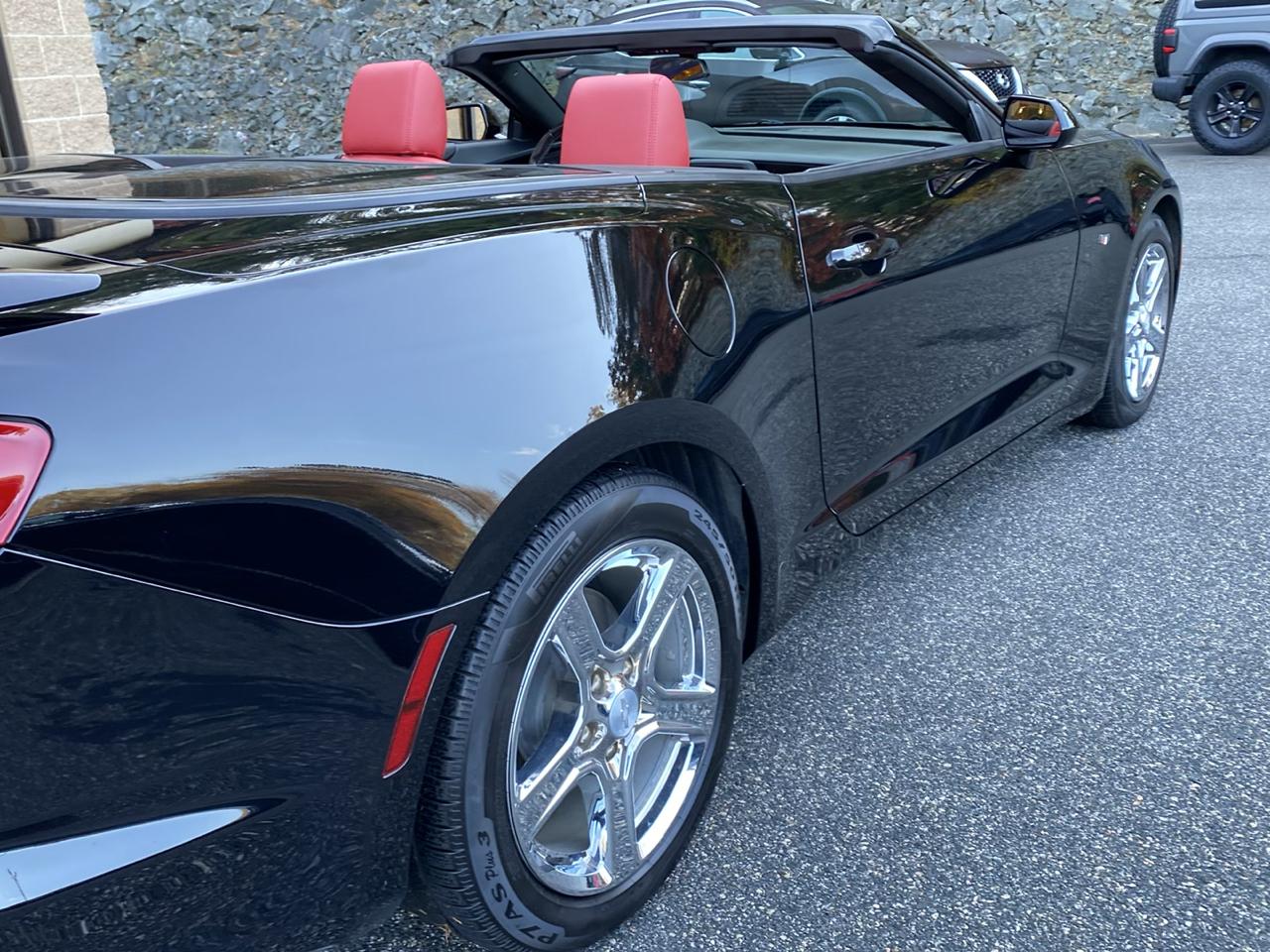 Chevrolet Camaro 1LT Convertible 8A 2019