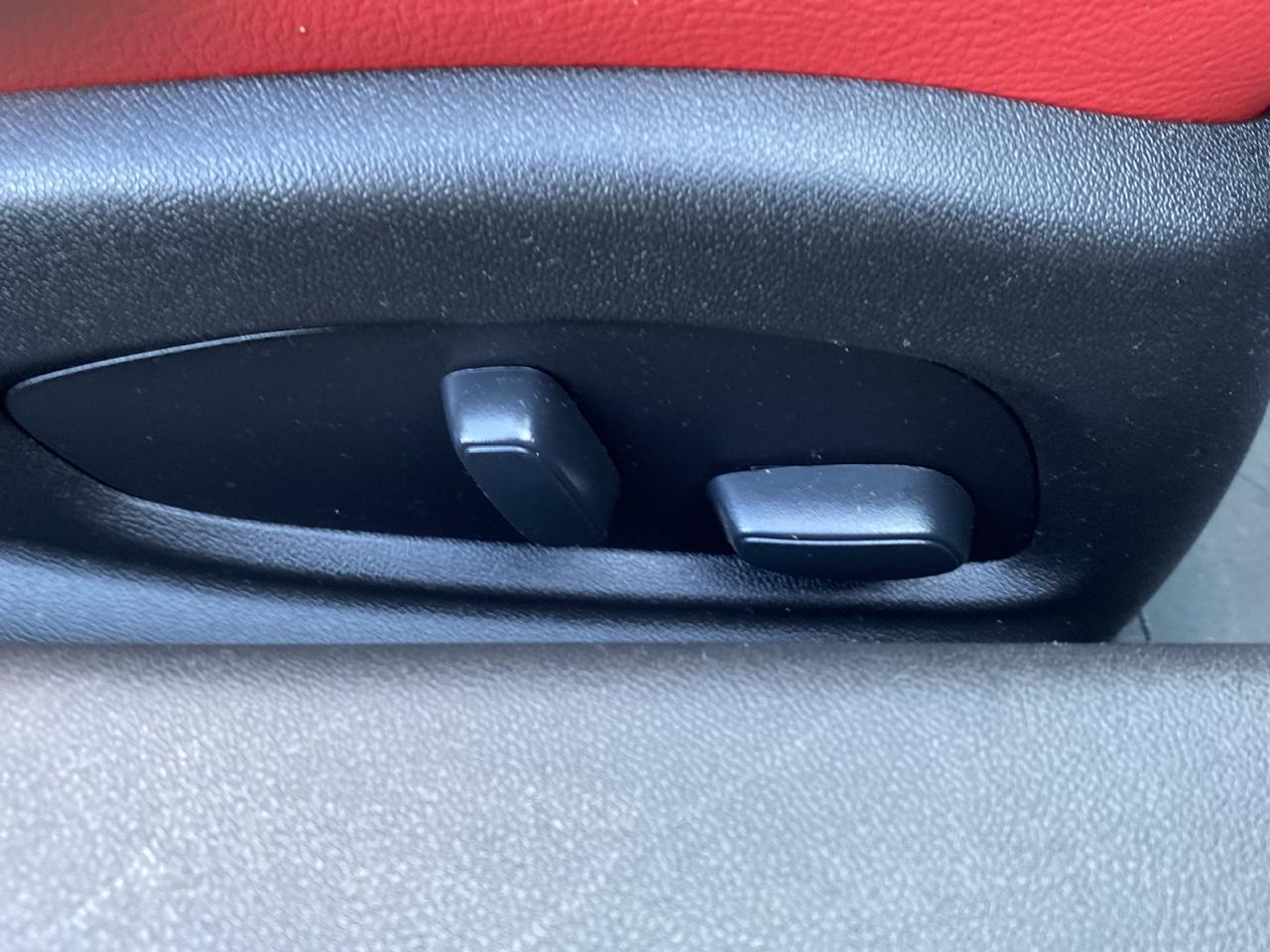 Chevrolet Camaro 1LT Convertible 8A 2019
