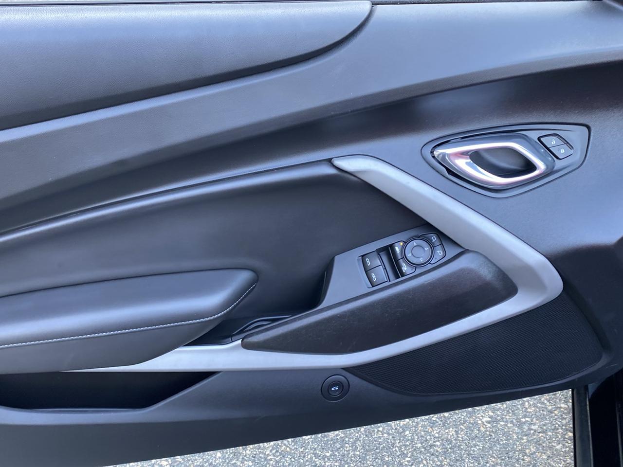 Chevrolet Camaro 1LT Convertible 8A 2019