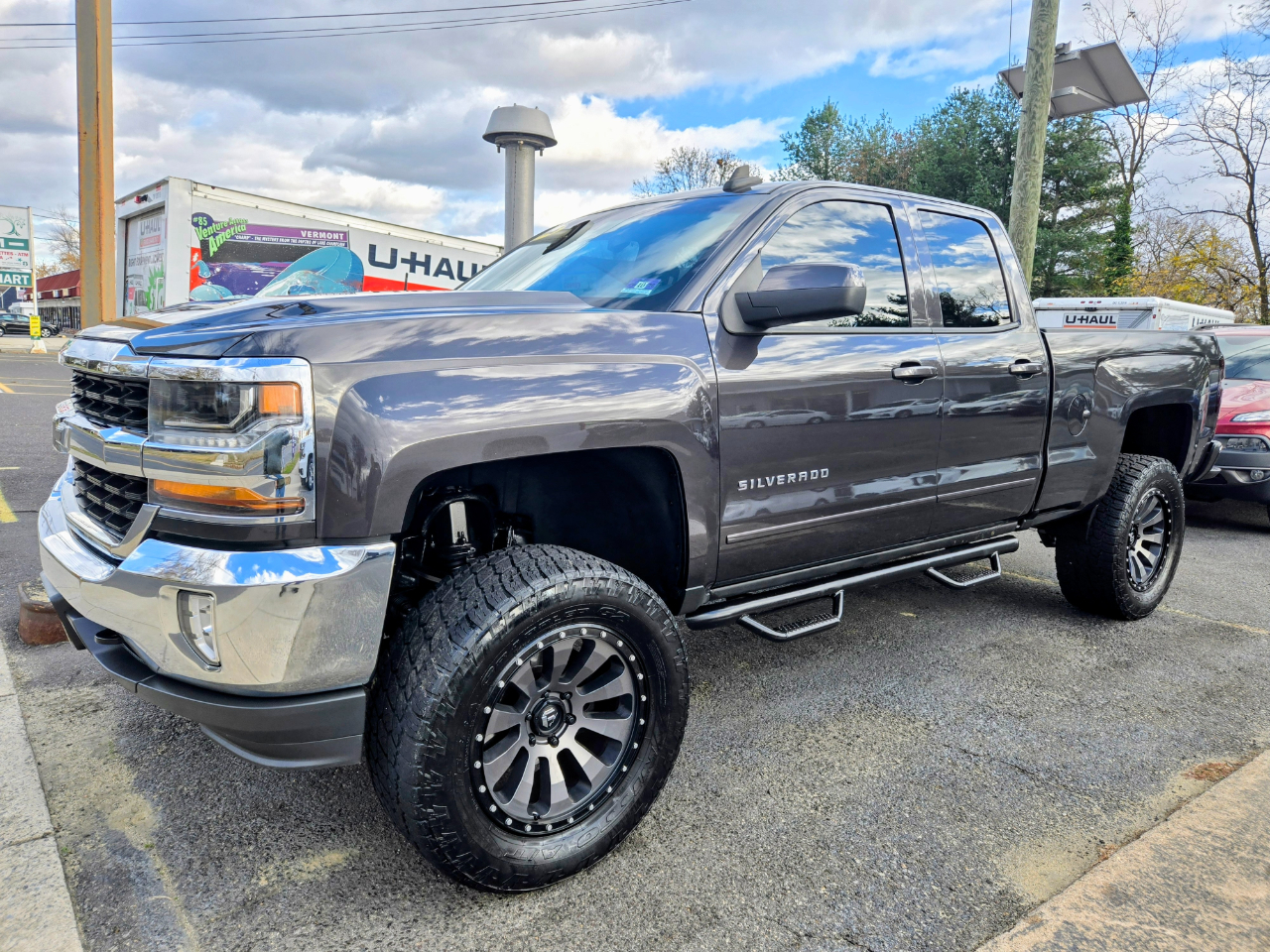 2016 Chevrolet Silverado 1500 LT photo 3