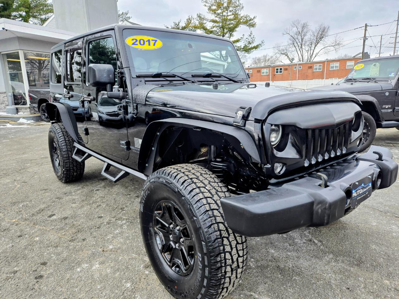 Jeep Wrangler Unlimited 4WD 4dr Willys Wheeler 2017