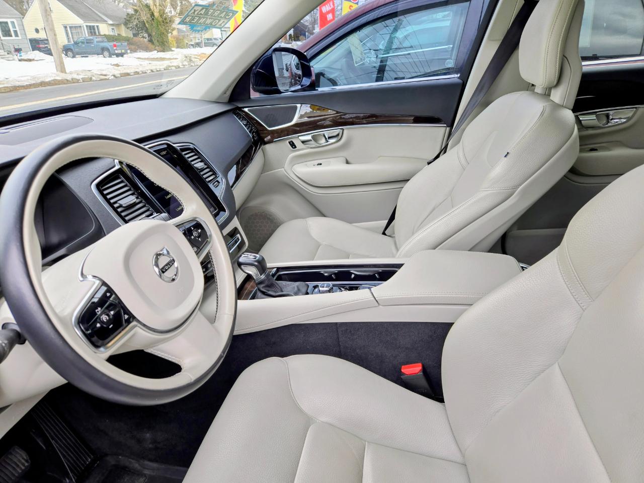 Volvo XC90 T6 Momentum AWD 2016