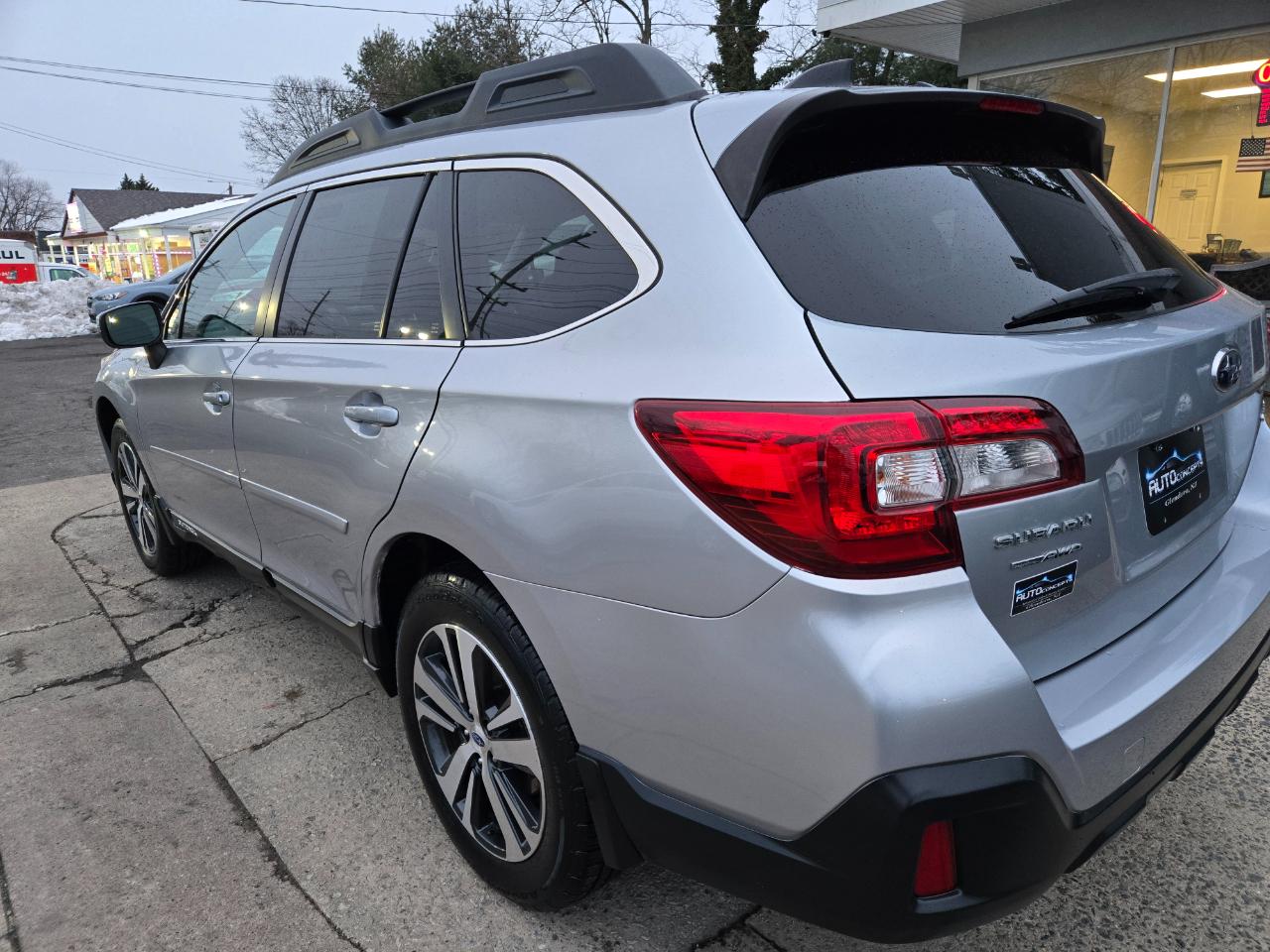 Subaru Outback 2.5i Limited 2019