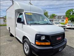 2015 GMC Savana 