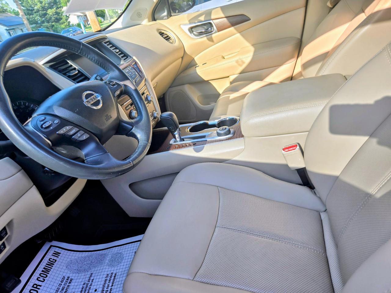 Nissan Pathfinder Platinum 4WD 2017