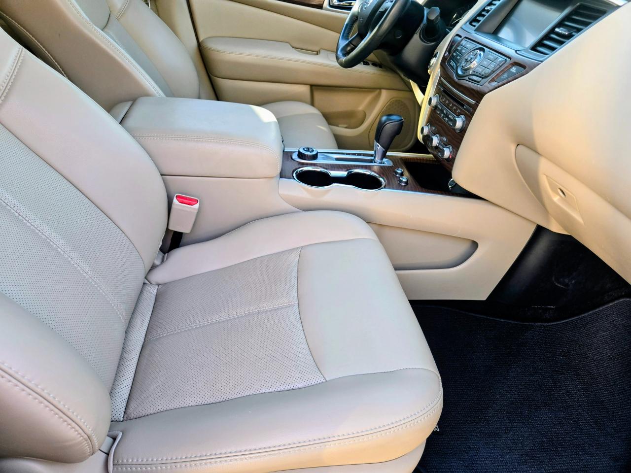 Nissan Pathfinder Platinum 4WD 2017