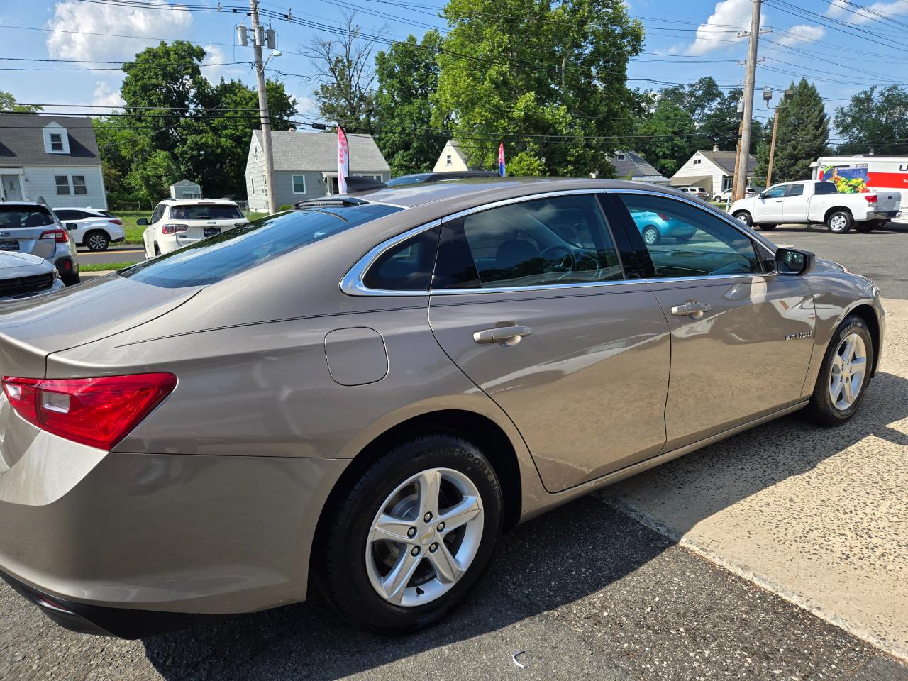 Chevrolet Malibu LS 2022