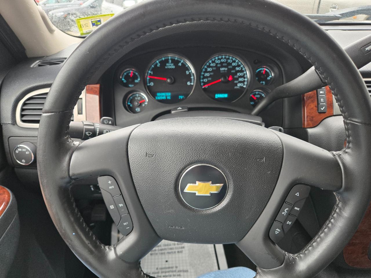 Chevrolet Silverado 1500 LTZ Crew Cab 4WD 2011