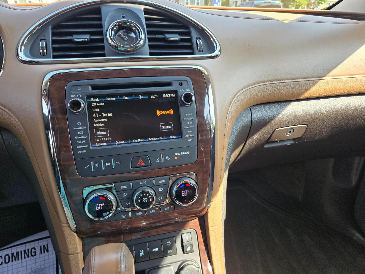 Buick Enclave Leather AWD 2016