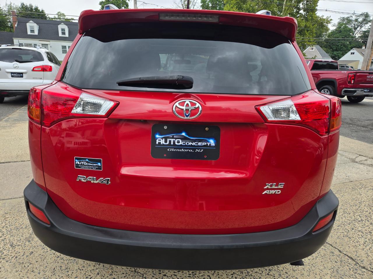 Toyota RAV4 XLE AWD 2015