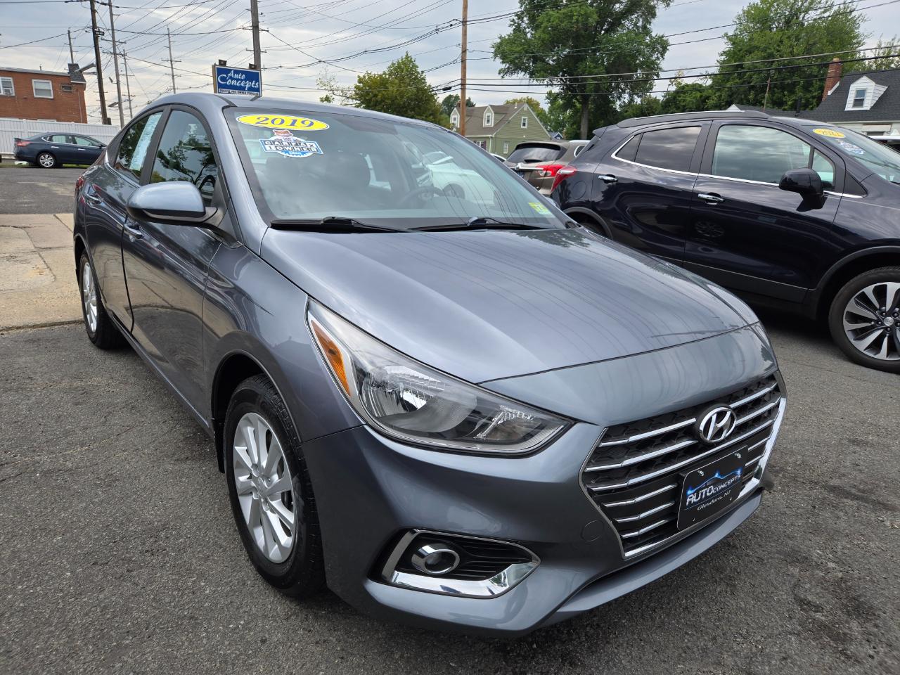 Gray 2019 Hyundai Accent Sedan Front-Wheel Drive Automatic