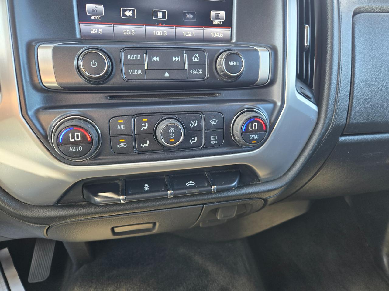 GMC Sierra 1500 SLE Double Cab 4WD 2016