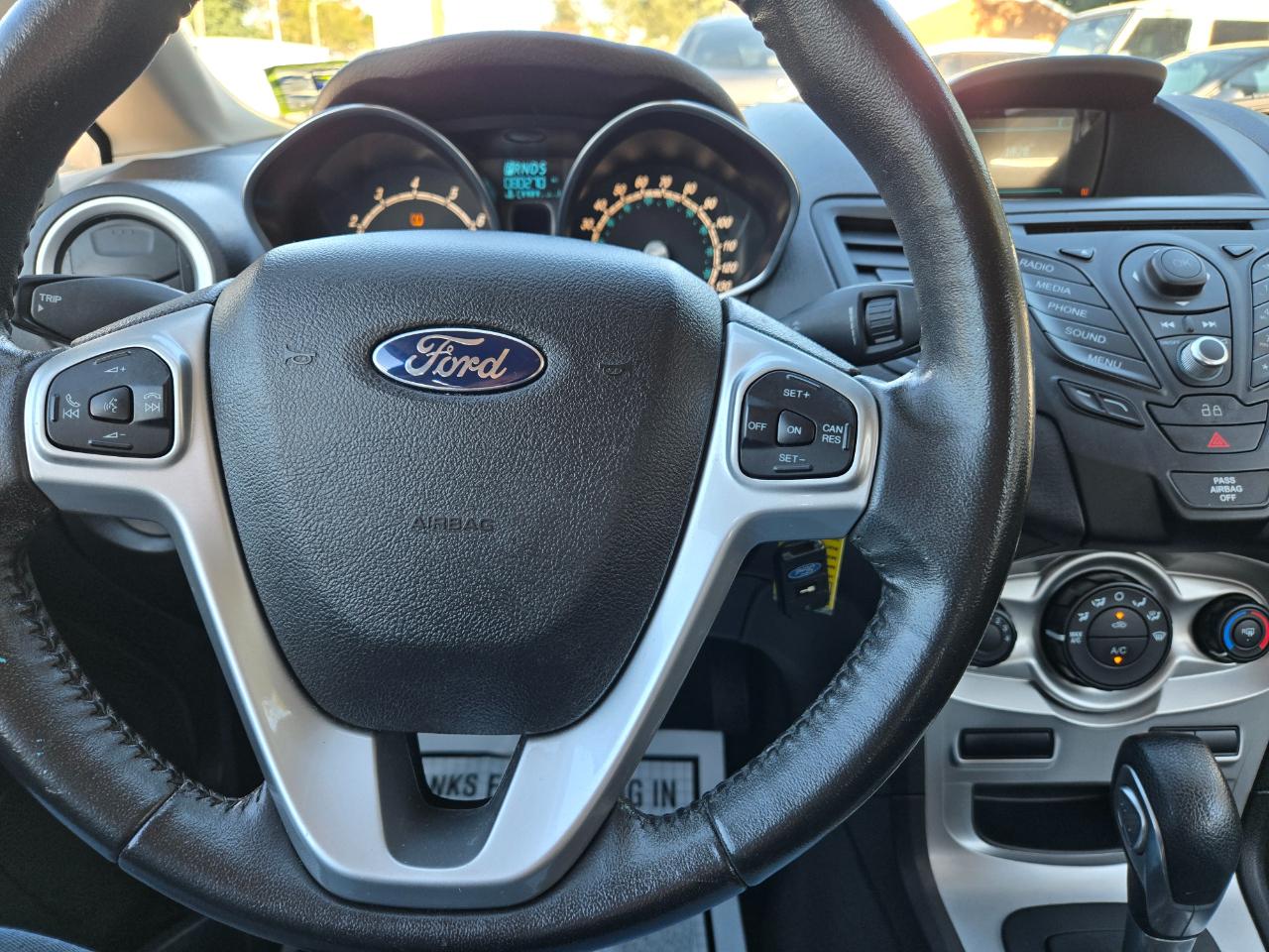 Ford Fiesta SE Hatchback 2014