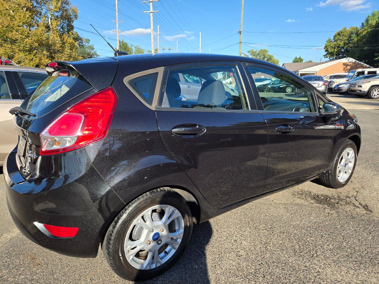 Ford Fiesta SE Hatchback 2014