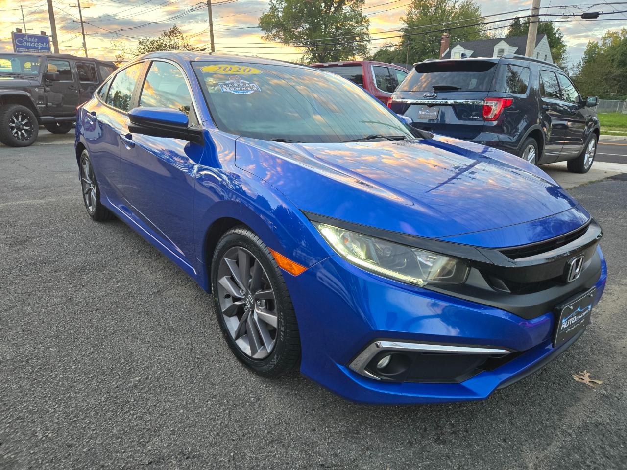 Honda Civic EX sedan 2020