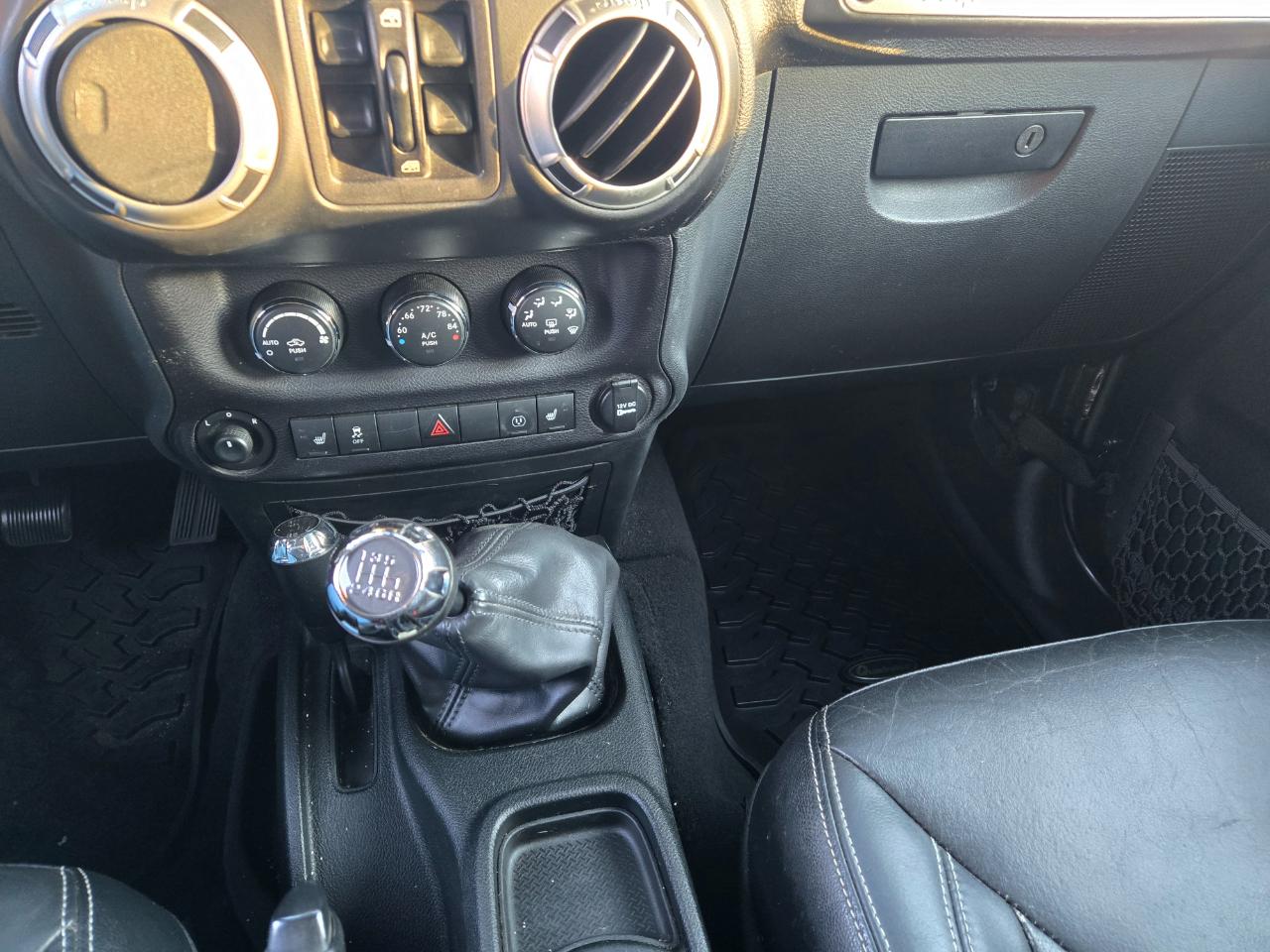 Jeep Wrangler JK Unlimited Sahara 4WD 2018