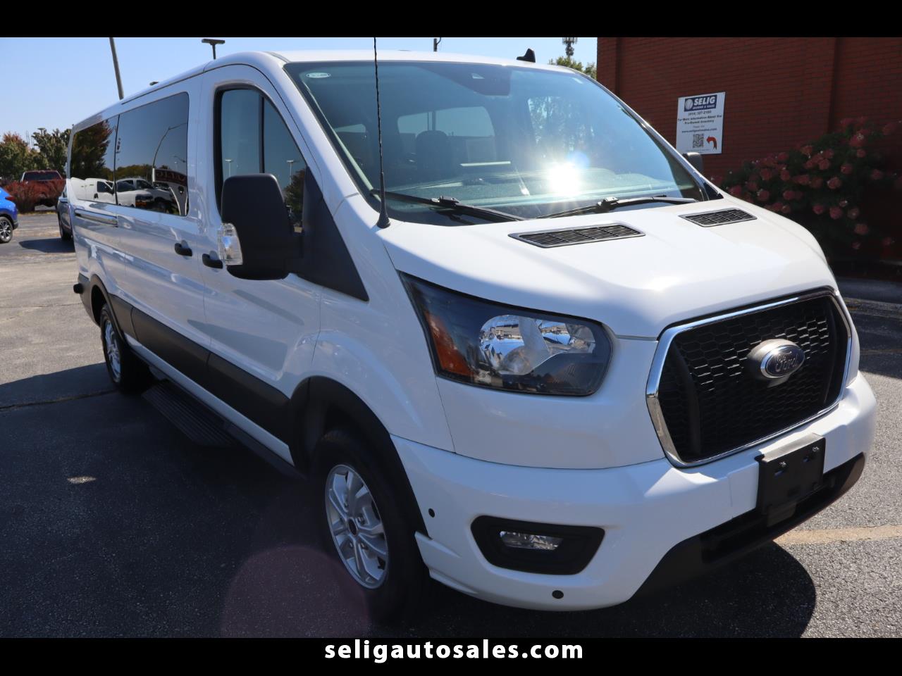 2024 Ford Transit 350 Wagon Low Roof XL w/Sliding Pass. 148-in. WB