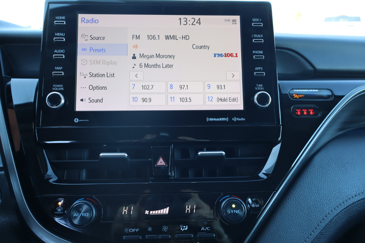 Toyota Camry XLE 2021