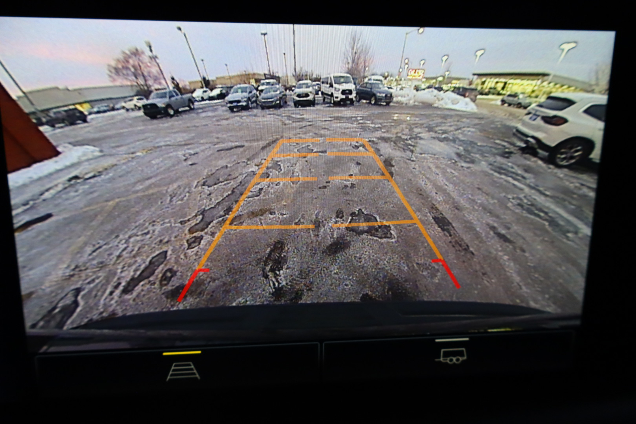 Chevrolet Suburban Z71 2023